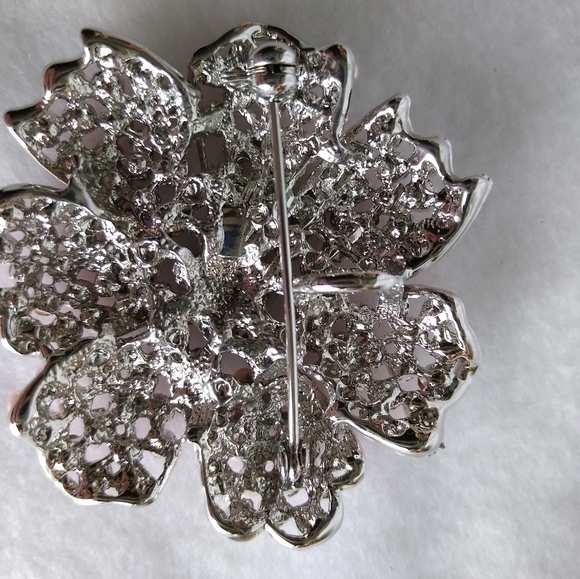 Flower Brooch Pin Pendant Silver Tone Pink Crystals Faux Pink Pearls 2" EUC - Picture 3 of 4